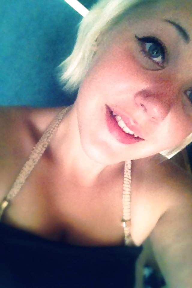 Yo sin valor
 #32544136