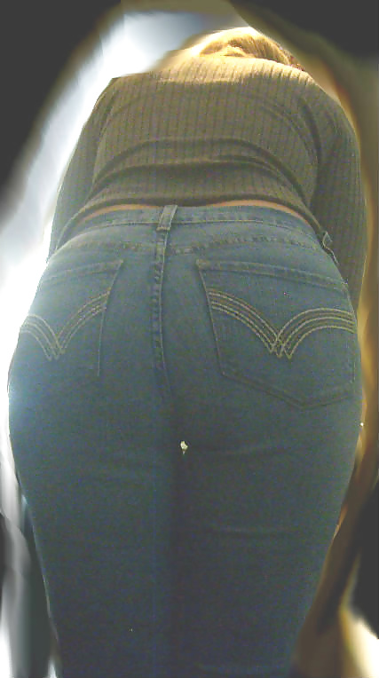 Offen Esels Pawg Milf In Jeans. Hinter Cameltoe. #27979575