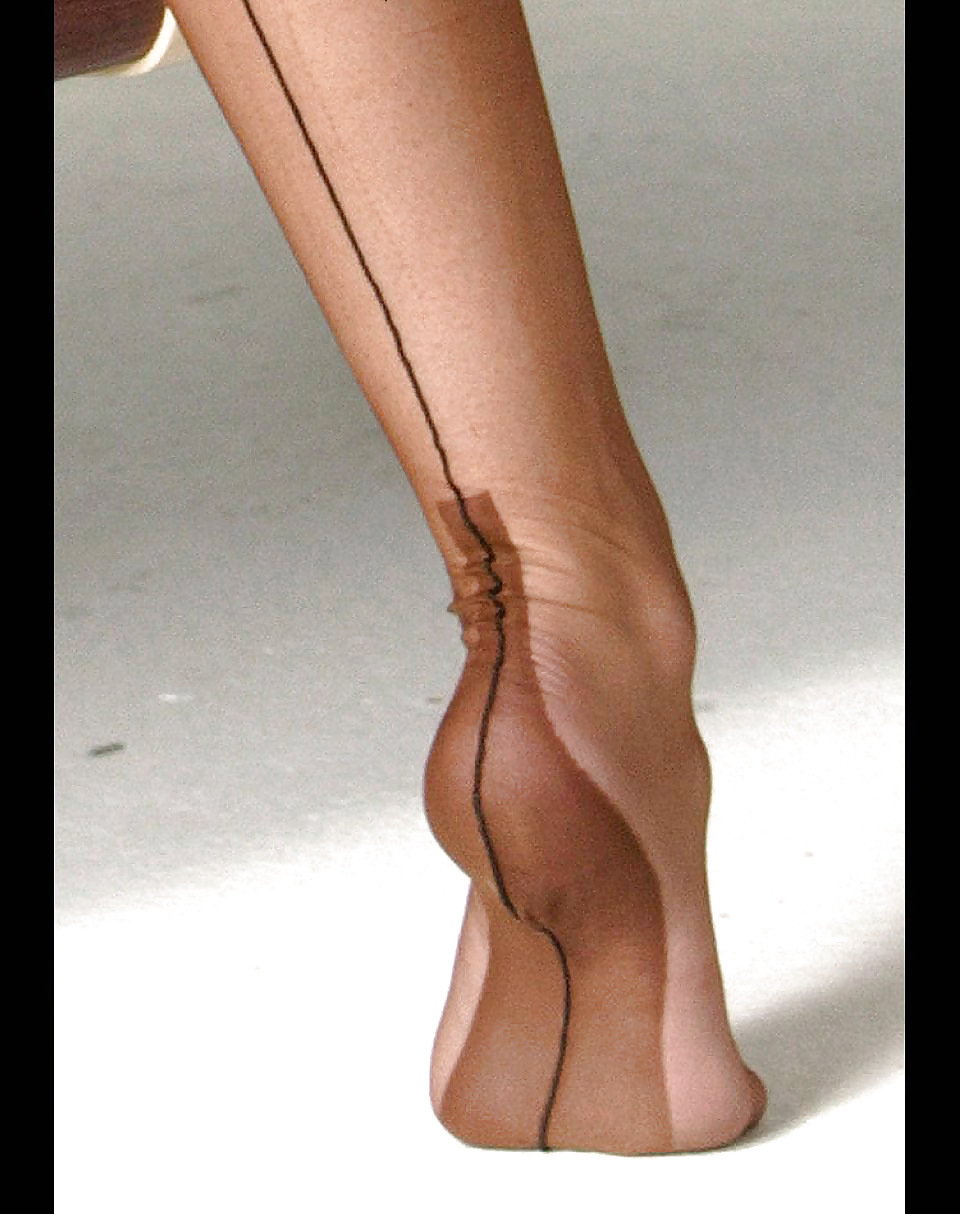 Damen Füße Voll Fashioned Nylons #40627043