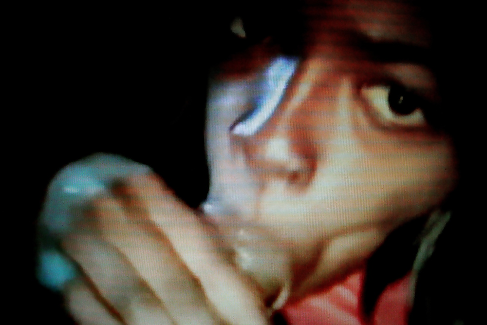 Ayudándome a correrme
 #37291201