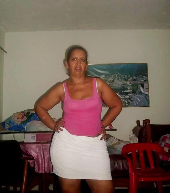 Donne mature colombiane
 #33623422