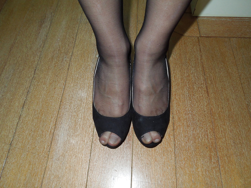 Feet shoes and pantyhose ( our collections) #26311489