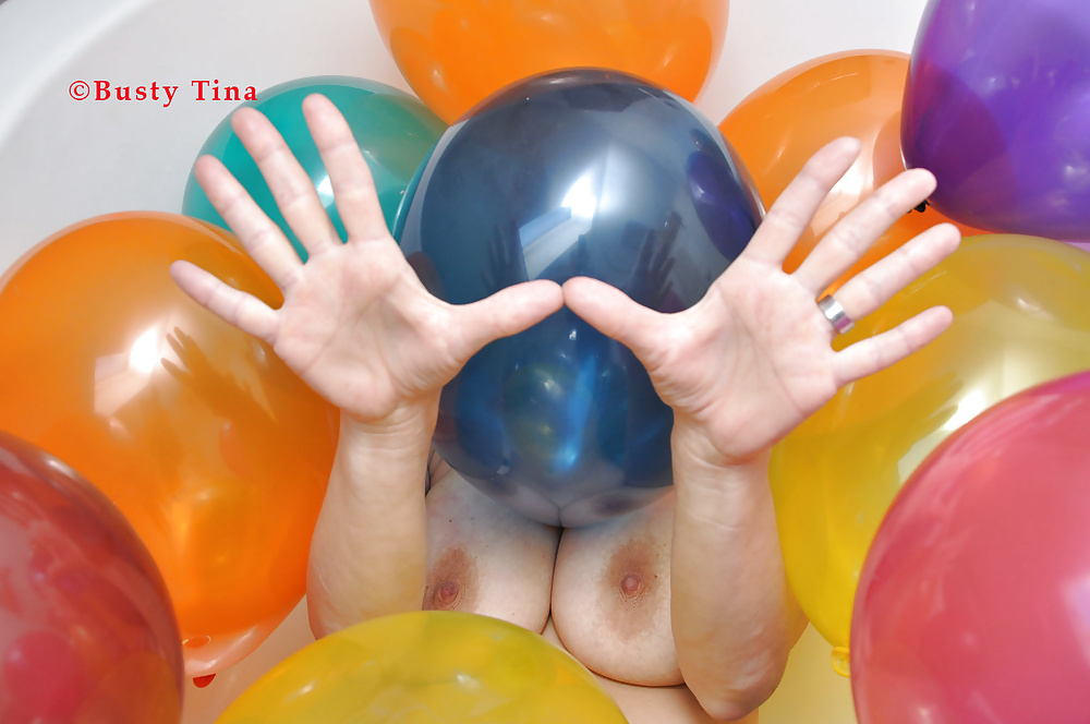 Busty Tina - The balloons #26455096