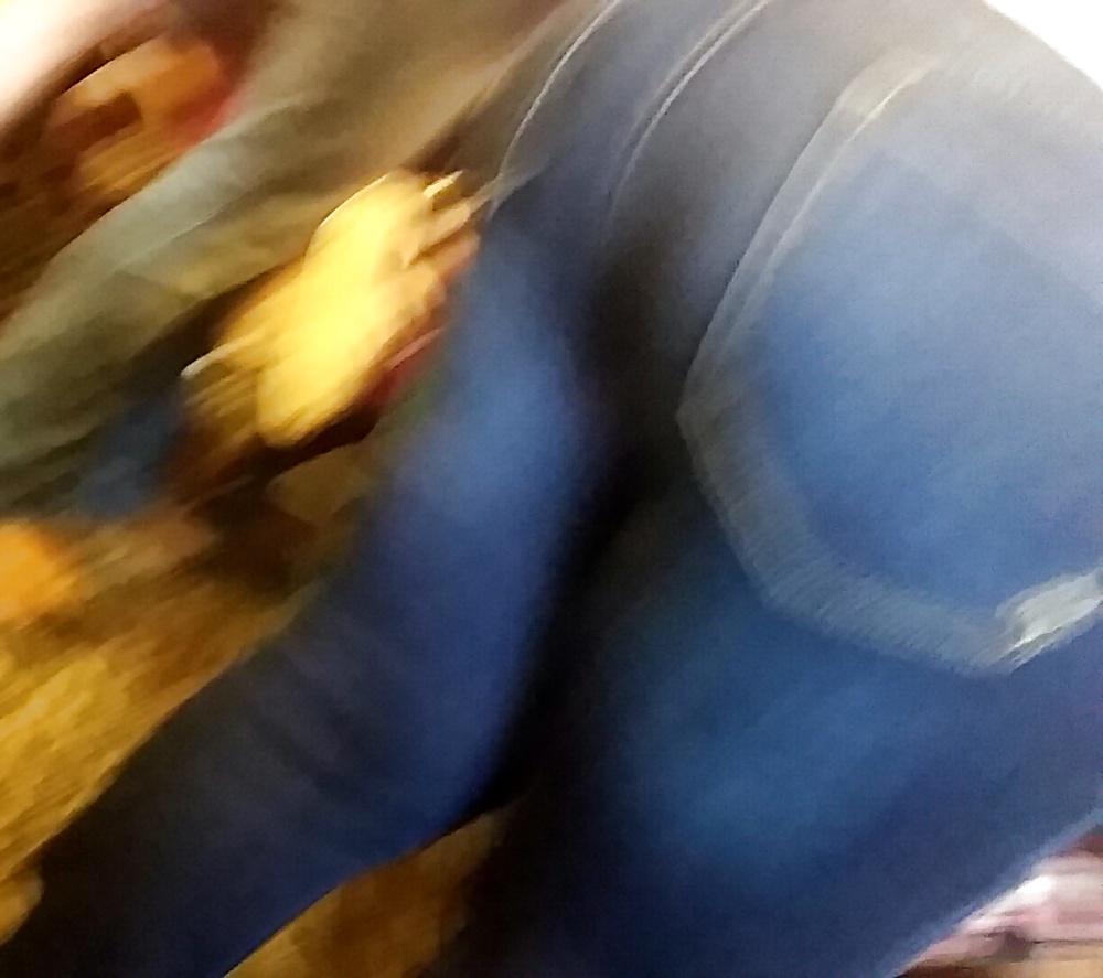 Varias fotos voyeur
 #26600020