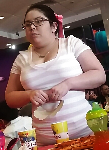 Varias fotos voyeur
 #26600171