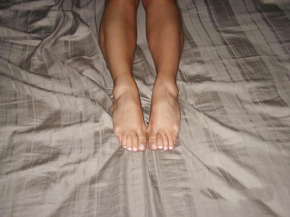 How about her feet? #26544486