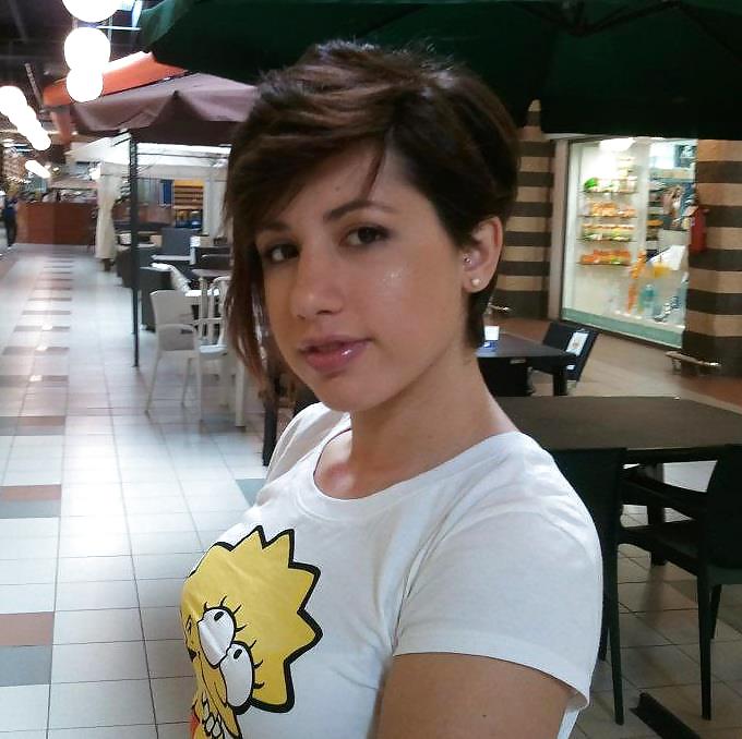 Eccomi per favore fatemi dei tributi #23666692