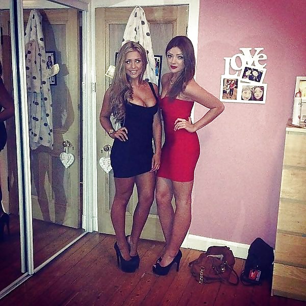 Tías buenas con vestidos 3
 #39455231