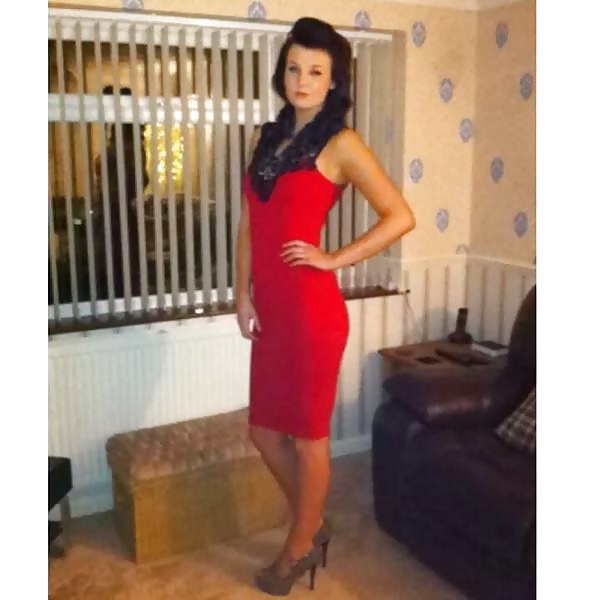 Tías buenas con vestidos 3
 #39455259