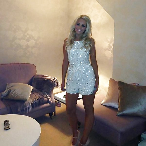 Hotties in Dresses 3 #39455346