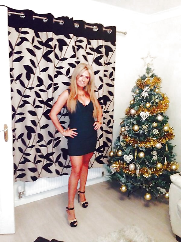 Tías buenas con vestidos 3
 #39455371