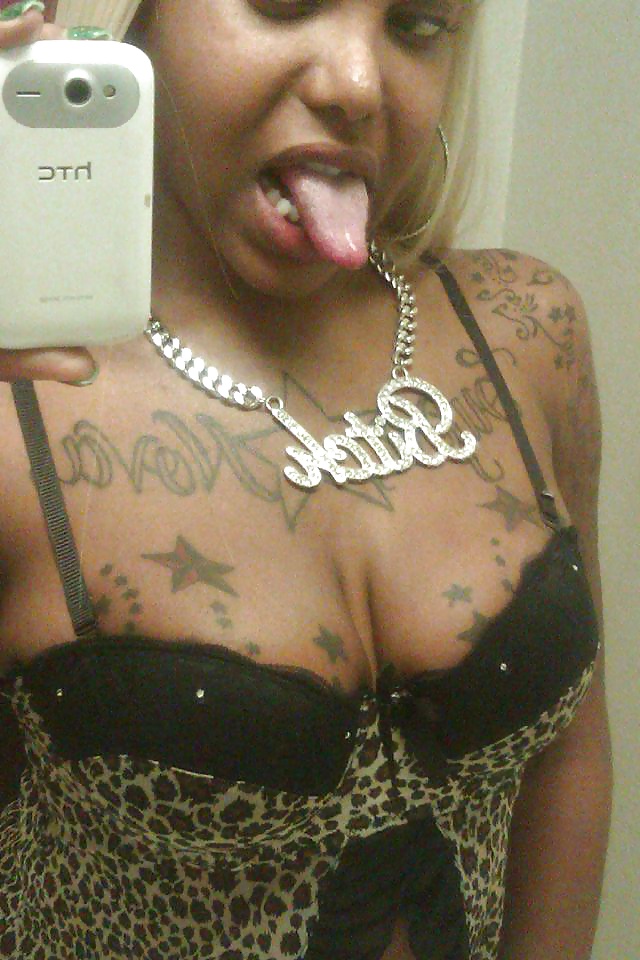 Prostituta de Houston - perra negra tatuada
 #30325563