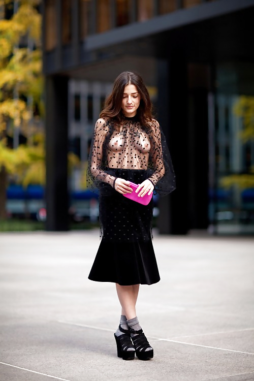 Seethrough #23760596