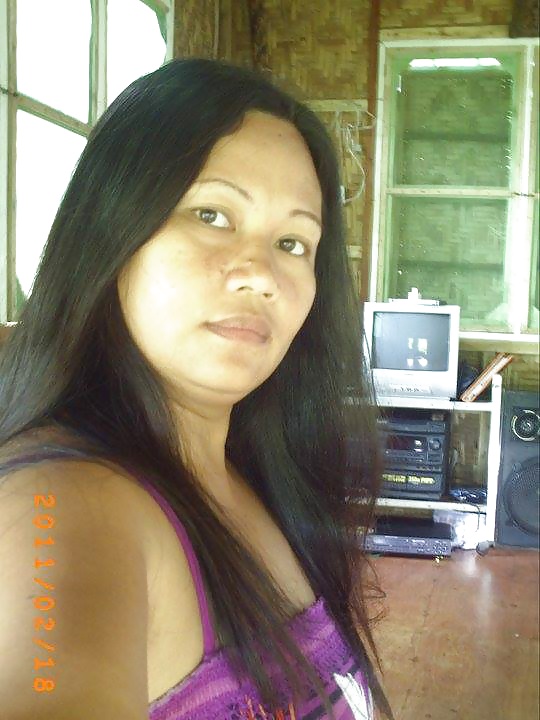 Filipina Mutter Evelyn #33693998