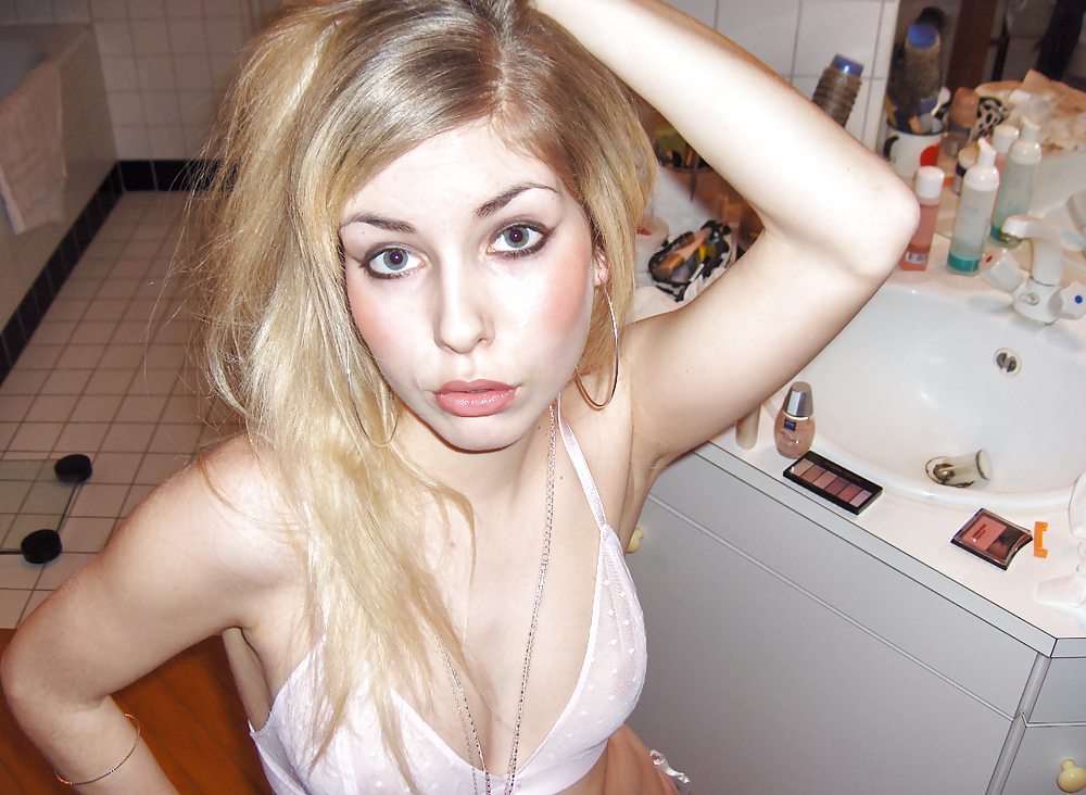 Hot Blond Teen Girl #23224301