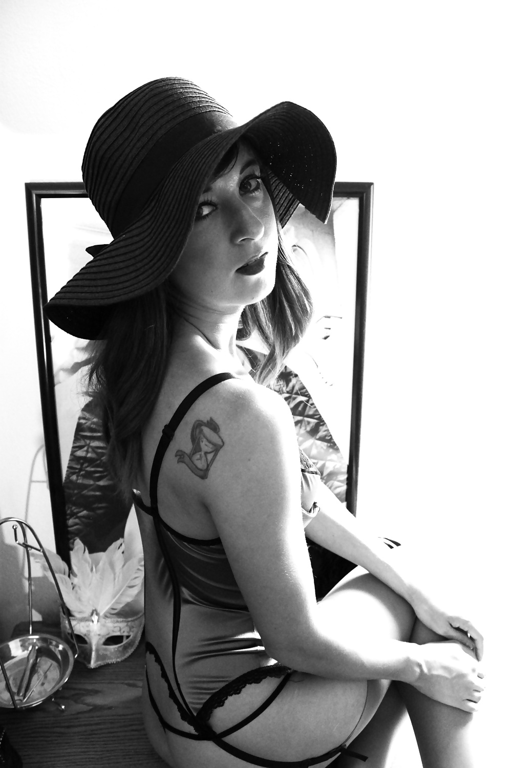 Photo Session With Penthouse Model Ivy Lee  #29716739