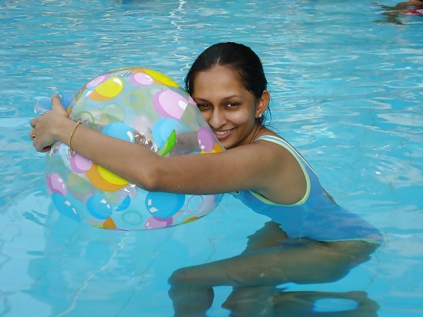 Shavini fernando #25614665