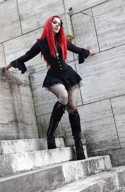 Crossdresser 1
 #38951913