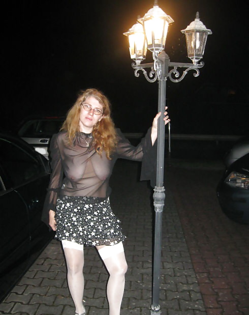 Braless 2
 #39079264