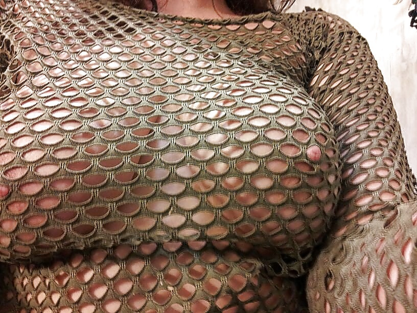 Braless 2
 #39079561