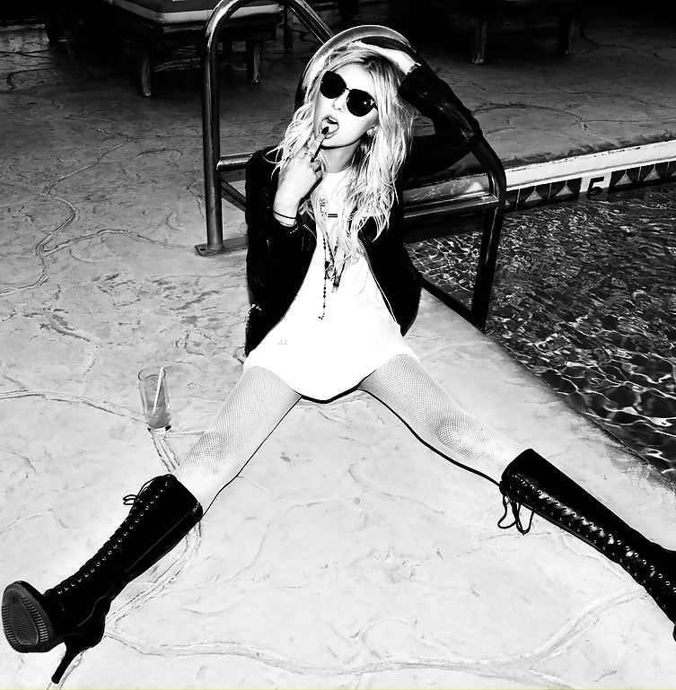The Pretty Reckless #39129301