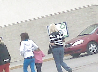 Voyeur
 #27893857