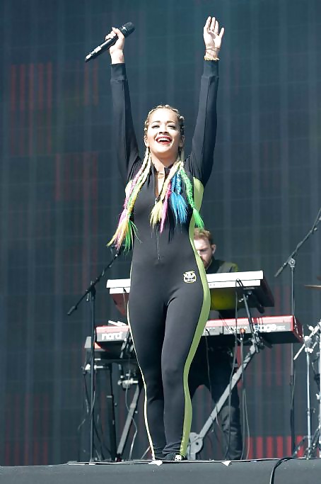 RITA ORA,CROTCH,ASS,TITS SHOTS #29627383