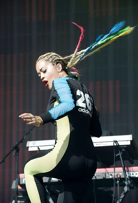 Rita ora, cavallo, culo, tette colpi
 #29627397