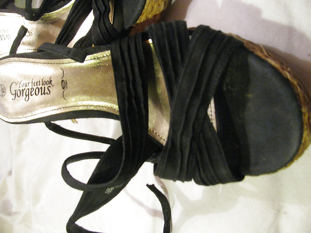 Mamá pisos malolientes y cuñas.
 #26274305