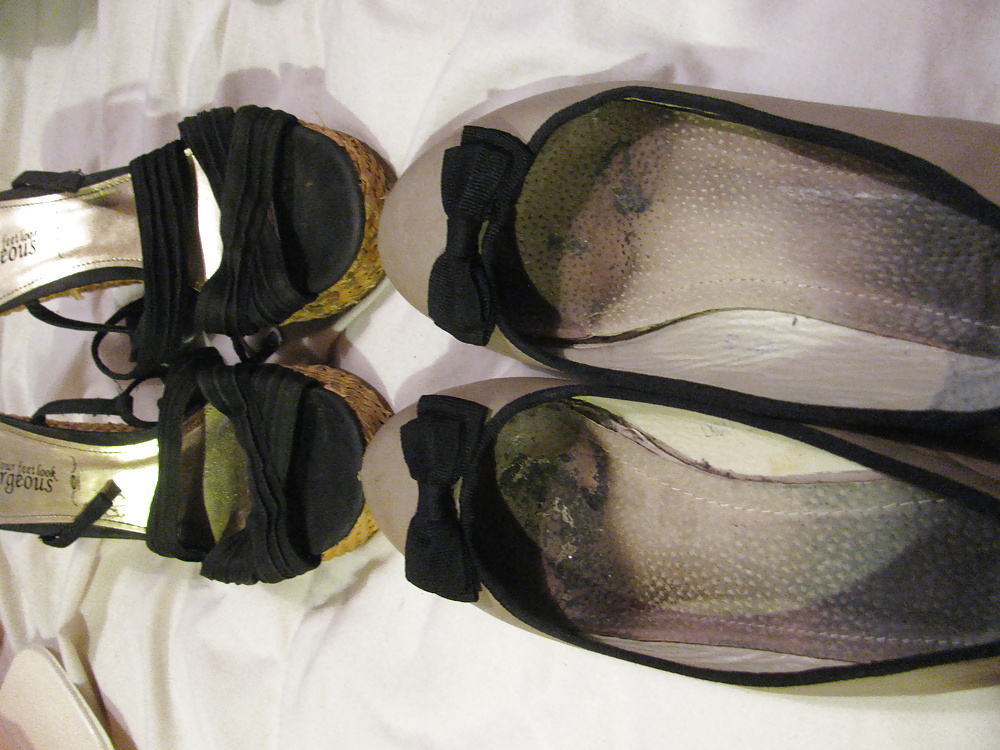 Mamá pisos malolientes y cuñas.
 #26274344