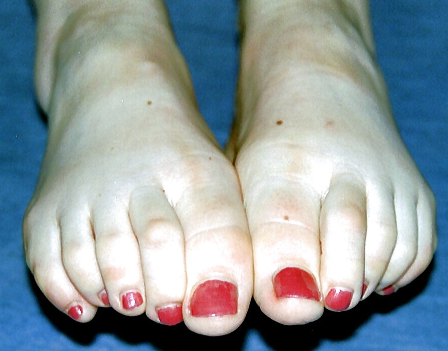 私の妻の足
 #34510451