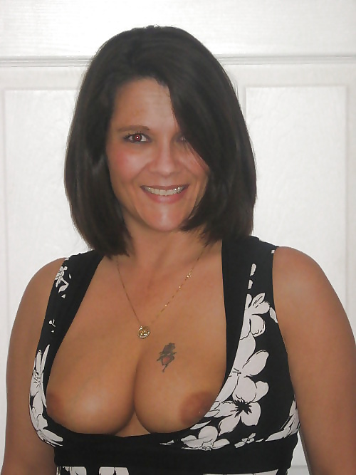 Downblouse Und Nippel Rutscht 44 #28054750