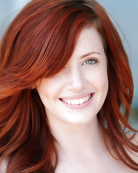 Teñido de rojo
 #24771076