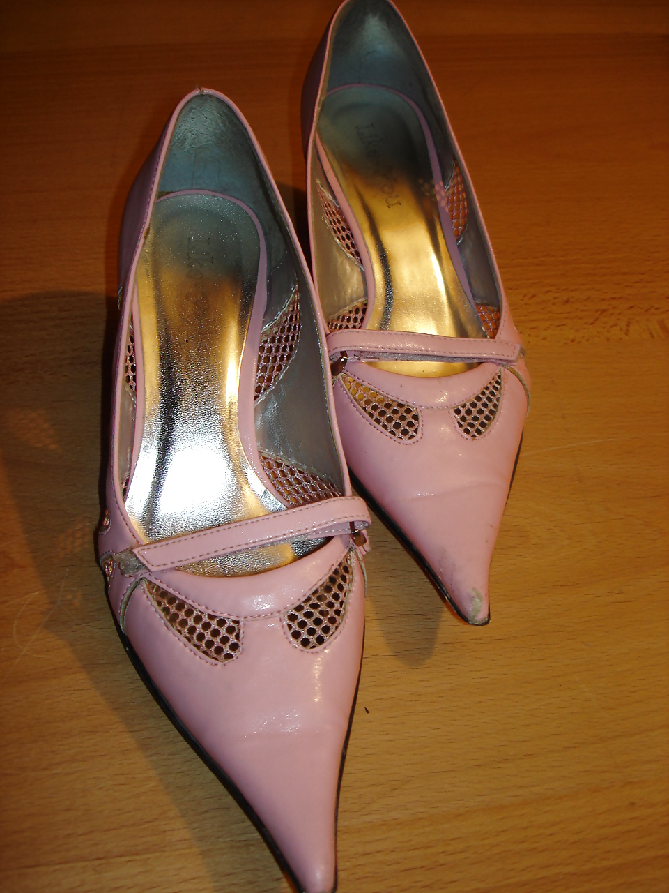 Cadeau De Madame Pour Vos Contributions: Ses Chaussures D'occasion #26003168