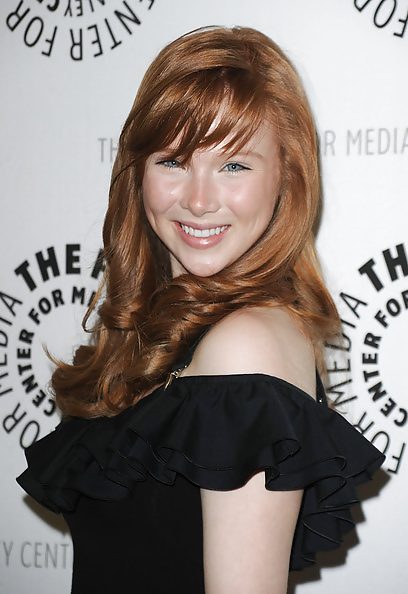 Molly Quinn #40360940