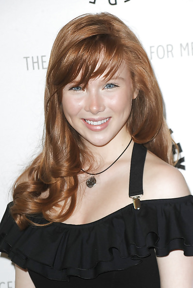 Molly Quinn #40361001