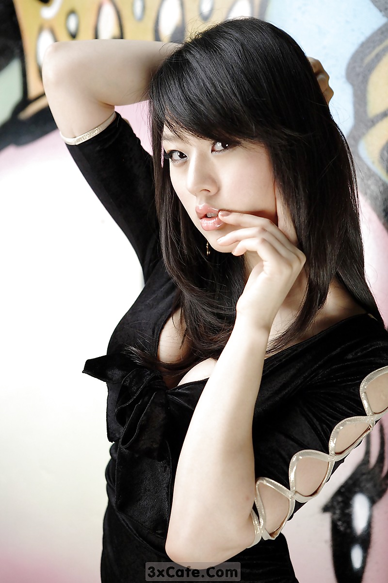 Hwang mi hee
 #29526089