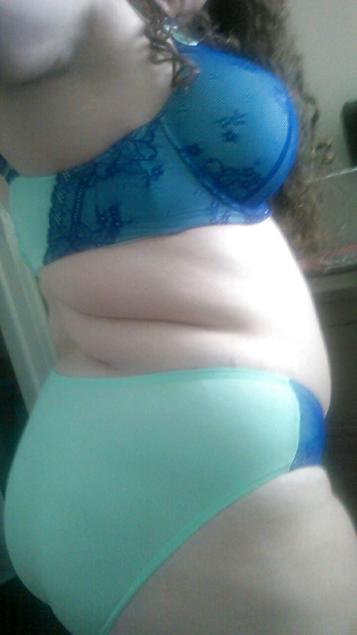BIG TITS AND ROUND ASS WITH WET PUSSIE THROWN IN (20) #29222623