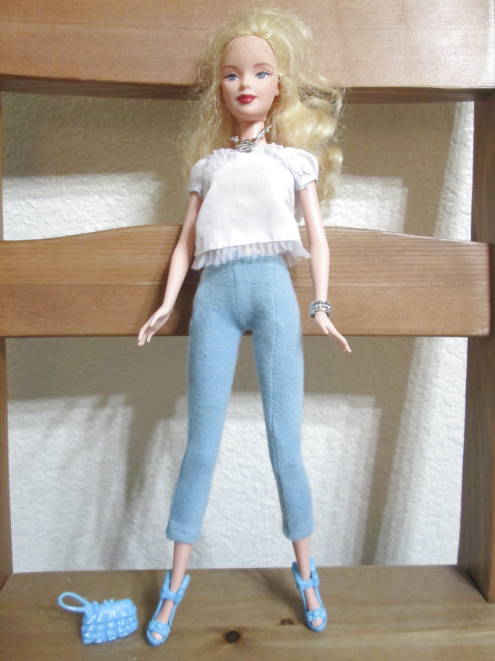Classic blond Barbie, softcore #40360101