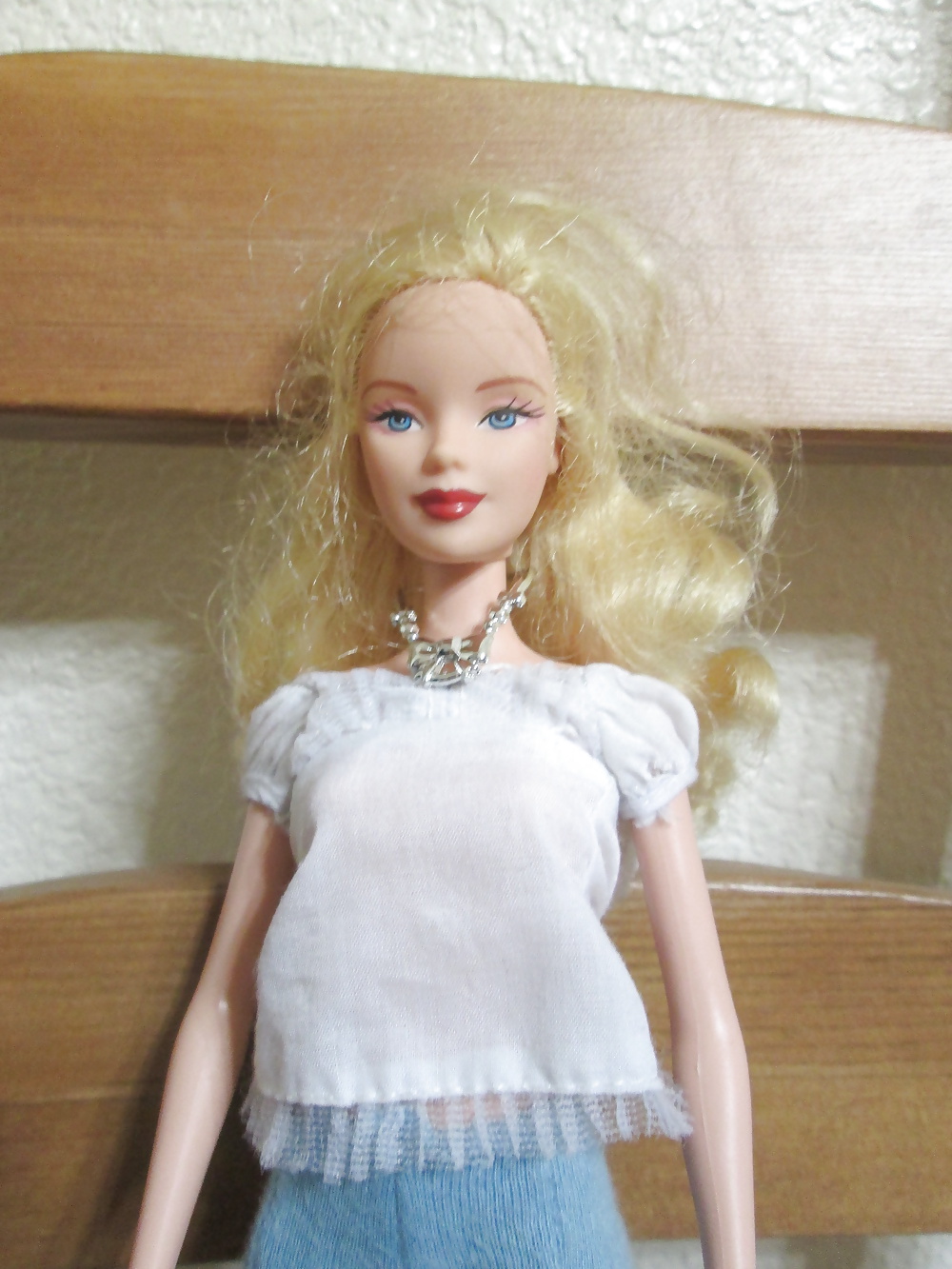 Classic blond Barbie, softcore #40360126