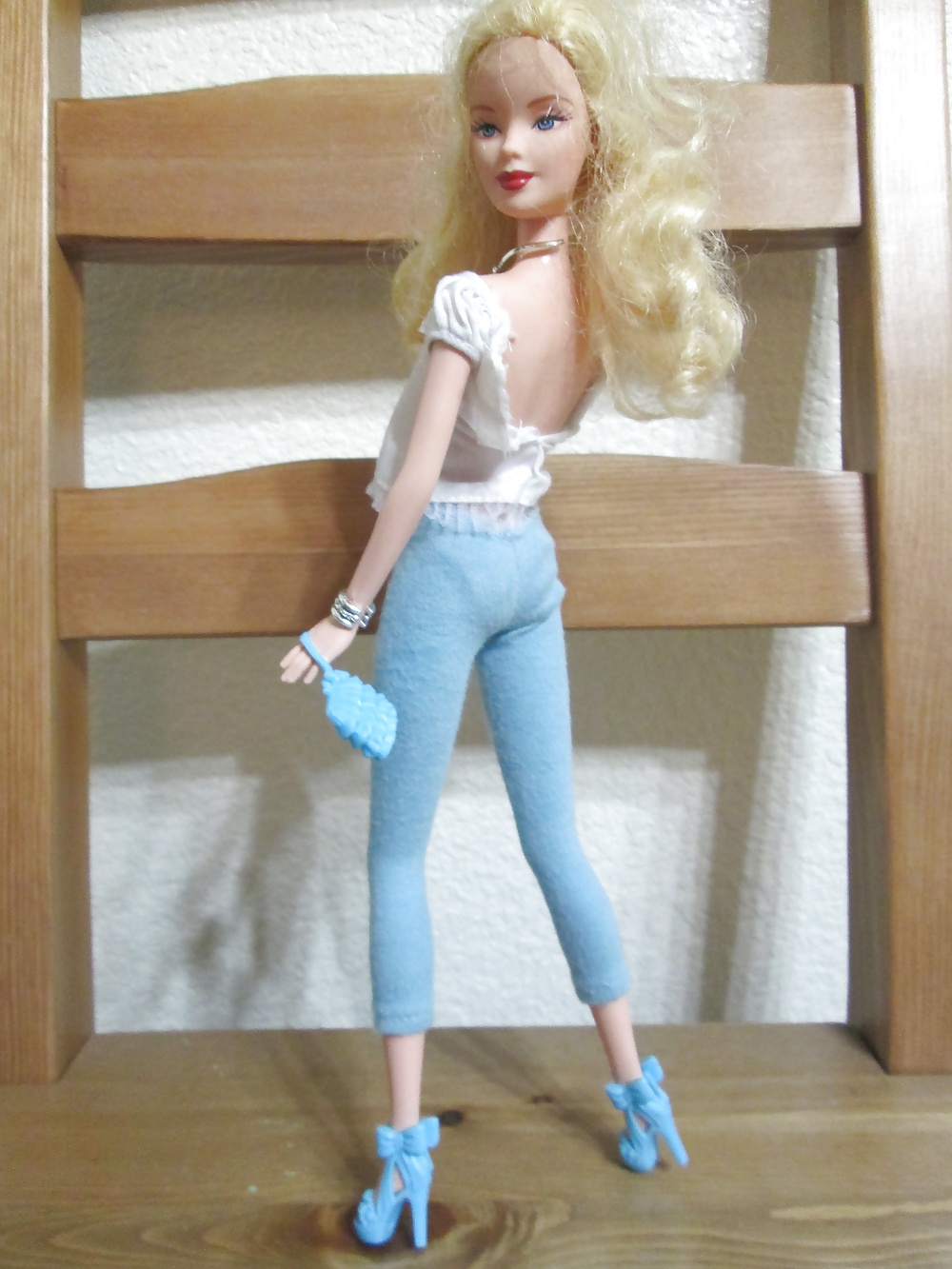 Classic blond Barbie, softcore #40360149