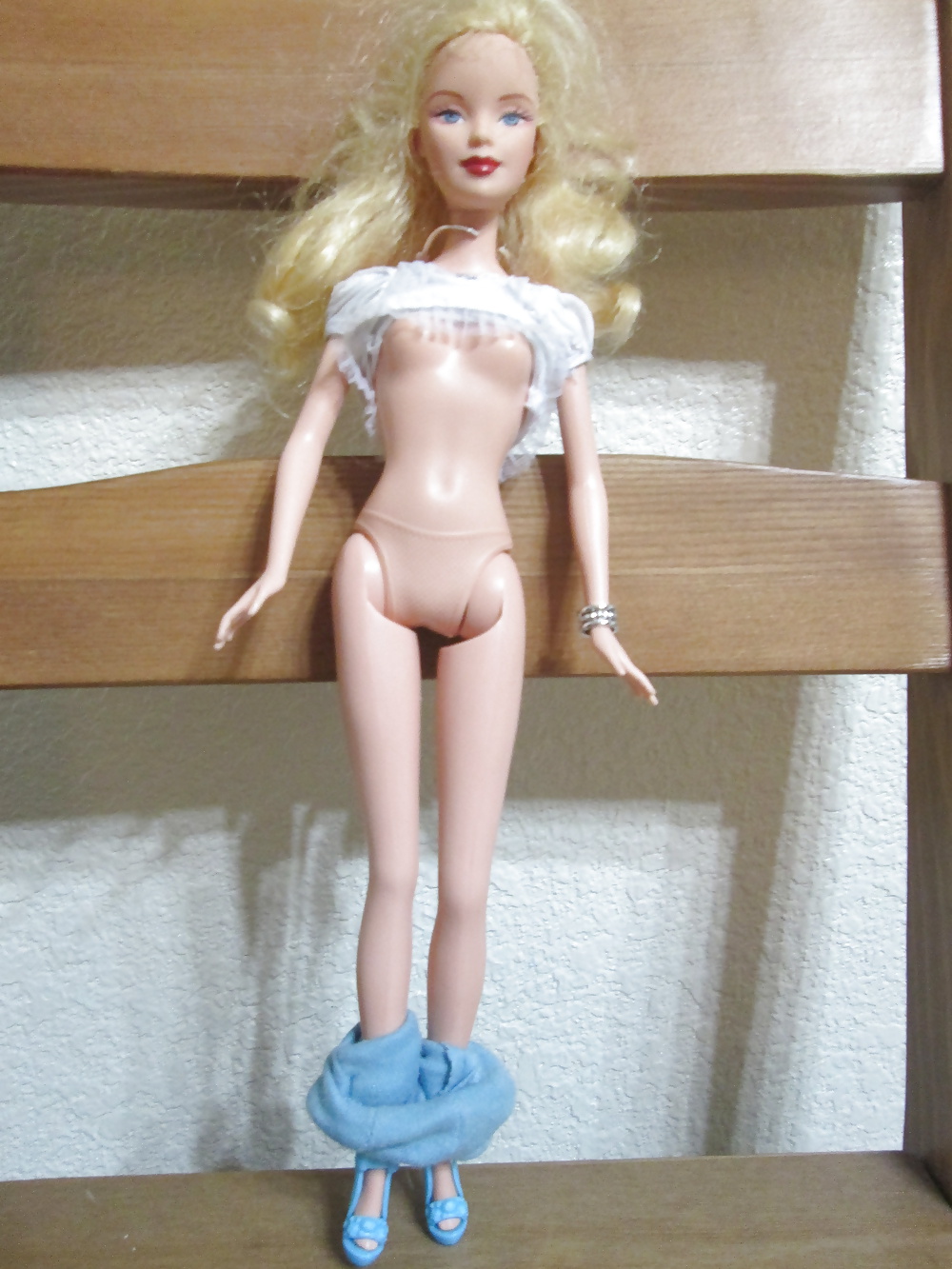 Classic blond Barbie, softcore #40360236