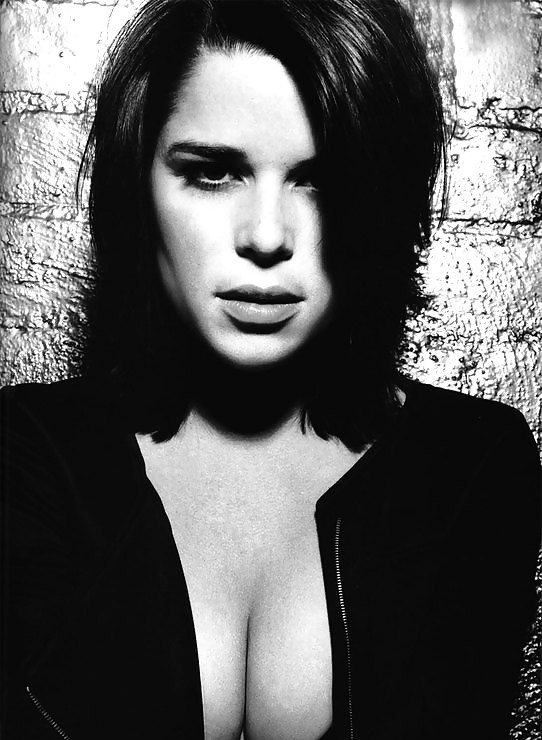 Neve Campbell #36294083
