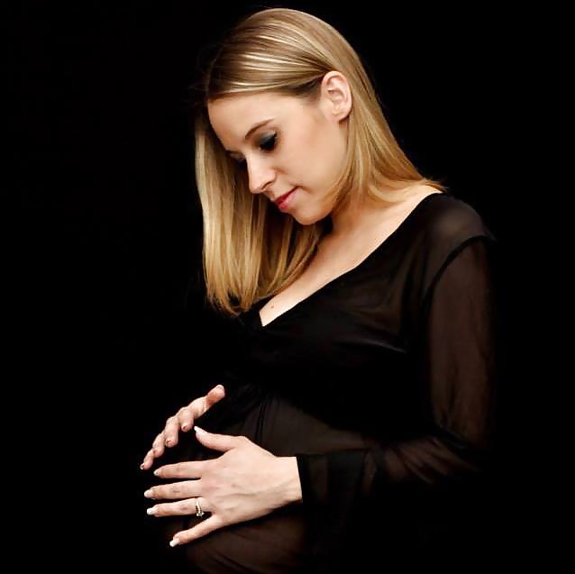 Alissia g enceinte - incinta
 #33525581