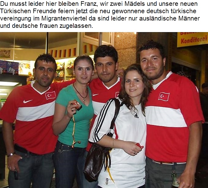 Deutsch captions:ドイツの女の子はトルコの男が好きです。
 #37280090