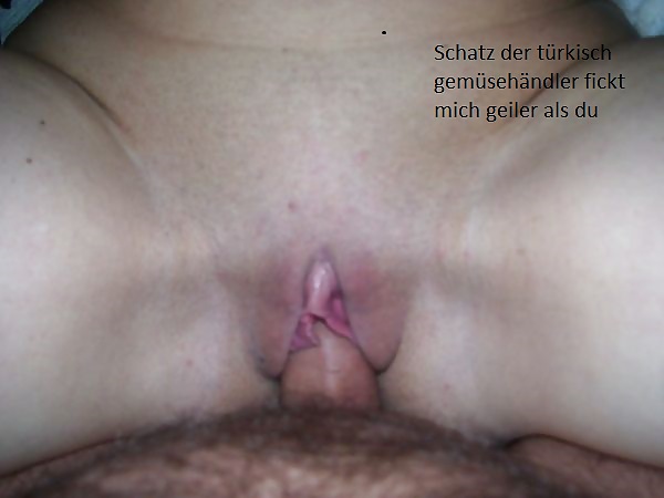 Deutsch captions:ドイツの女の子はトルコの男が好きです。
 #37280128