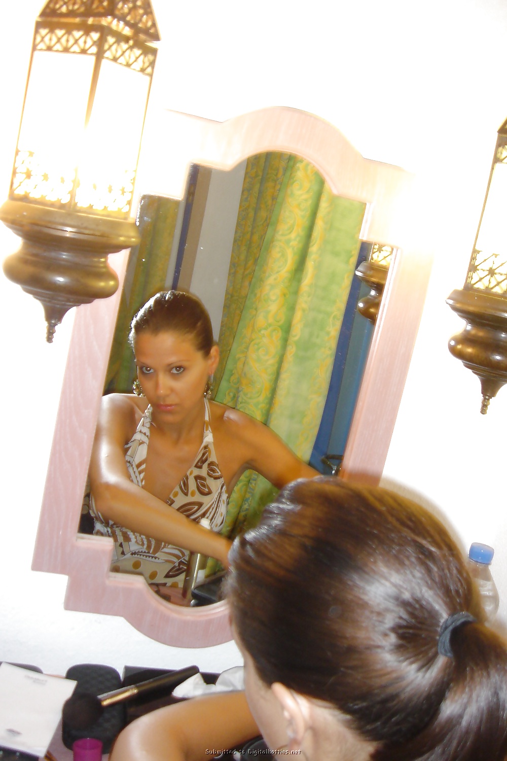 Absolut huebsche suedlaenderin
 #28140795