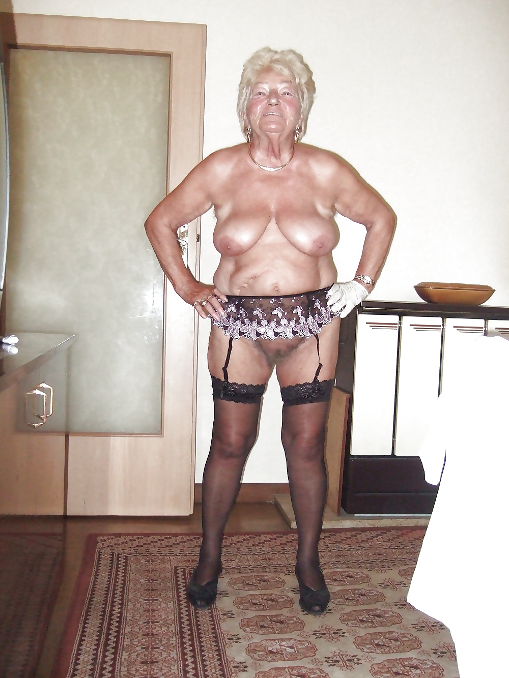 Todavía joven
 #26146509