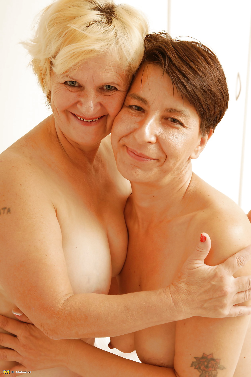 Alte Oma Fickt Reife Lesbische Mutter Teil 3 #24212702