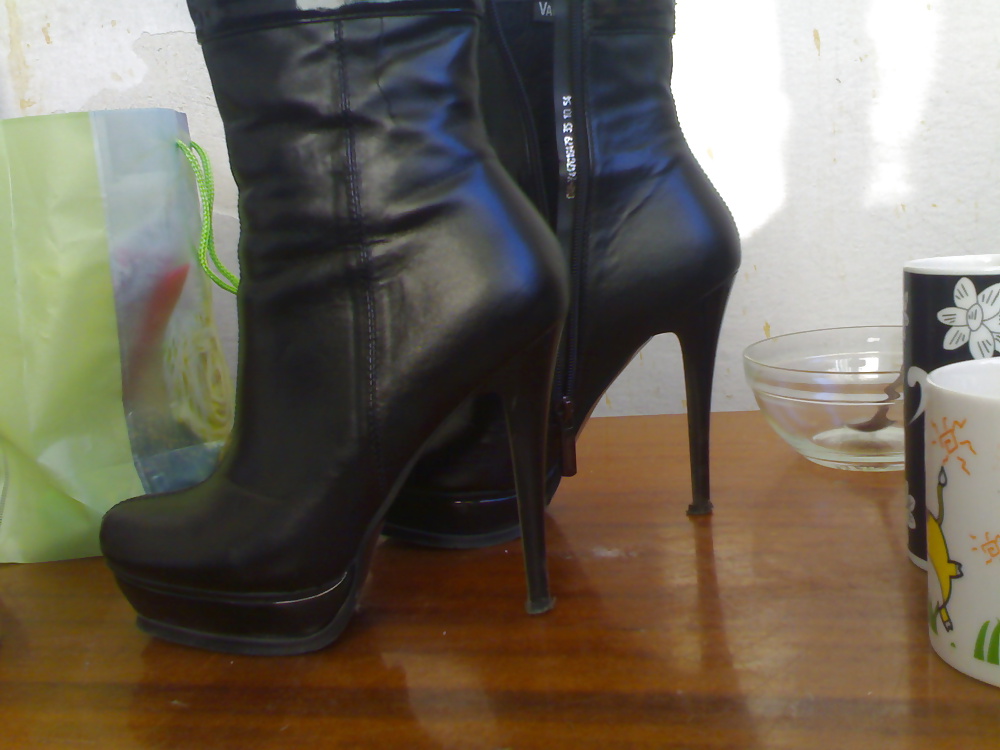 Ficken Und Sperma Auf Mitarbeiter Stiefel #40502981